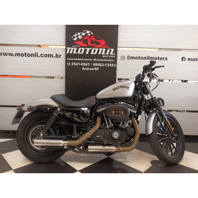 HARLEY DAVIDSON 883 N PRATA 2015