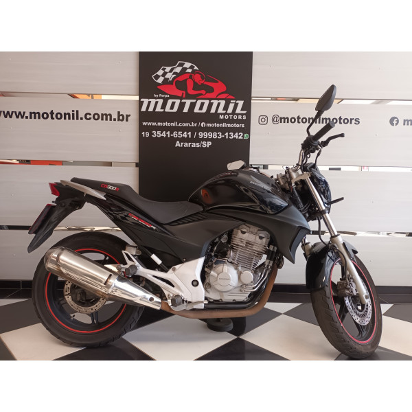 HONDA CB300 R PRETA 2012