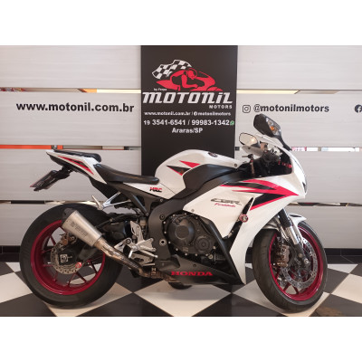 HONDA CBR1000 RR FIREBLADE BRANCA 2014