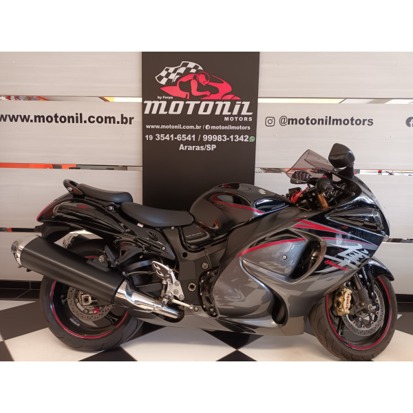 SUZUKI GSX1300 RA HAYABUSA PRETA 2019